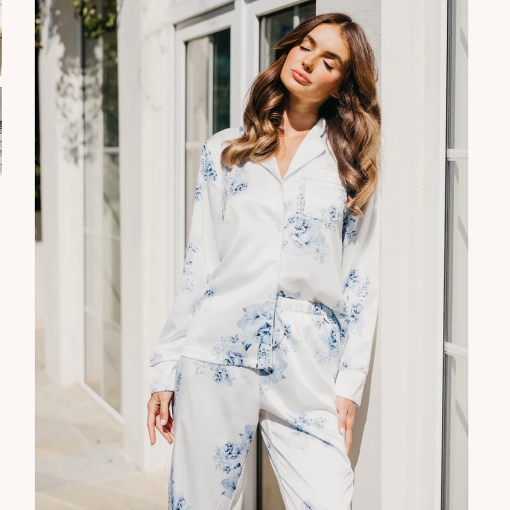 Le Rose Stories pajama set size XS
